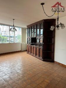 Casa de 3 alcobas en venta en La Francia, Ibagué, 452 m² · foto 2 de 20