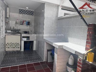 Casa de 5 alcobas en venta en Castellana, Ibagué, 253 m² · foto 11 de 20
