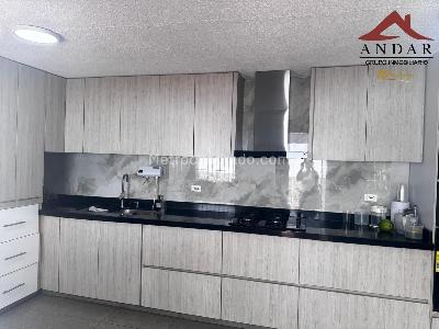 Casa de 5 alcobas en venta en Castellana, Ibagué, 253 m² · foto 5 de 20