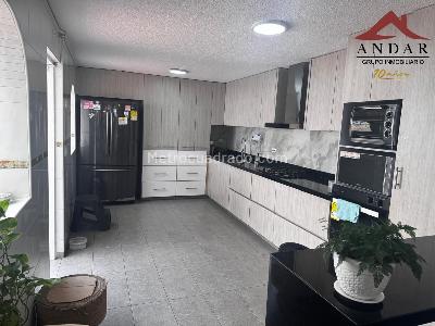Casa de 5 alcobas en venta en Castellana, Ibagué, 253 m² · foto 6 de 20