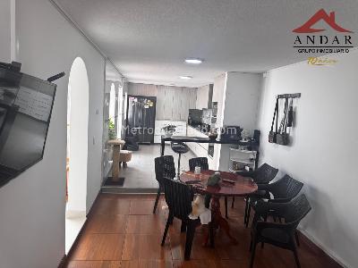 Casa de 5 alcobas en venta en Castellana, Ibagué, 253 m² · foto 7 de 20