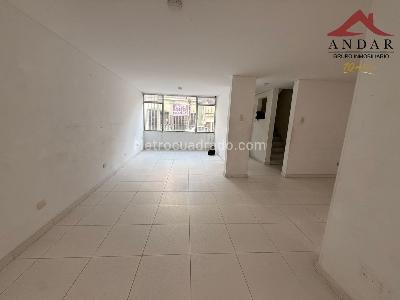 Casa de 5 alcobas en venta en La Pola, Ibagué, 290 m² · foto 11 de 16