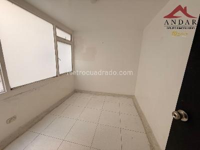 Casa de 5 alcobas en venta en La Pola, Ibagué, 290 m² · foto 14 de 16