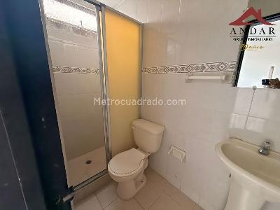 Casa de 5 alcobas en venta en La Pola, Ibagué, 290 m² · foto 10 de 16
