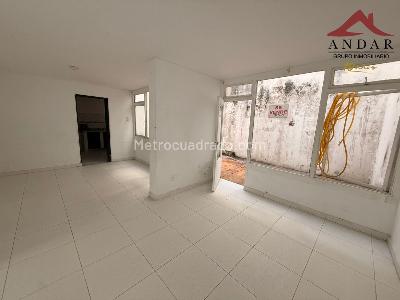 Casa de 5 alcobas en venta en La Pola, Ibagué, 290 m² · foto 3 de 16