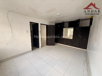 Casa de 5 alcobas en venta en La Pola, Ibagué, 290 m² · foto 9 de 16
