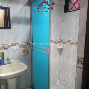 Casa de 5 alcobas en venta en Ibagué, 223 m² · foto 5 de 16