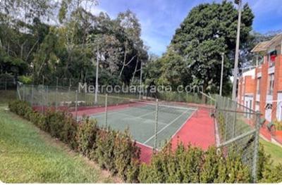 Casa de 4 alcobas en venta en Cn Portal Del Vergel, Ibagué, 198 m² · foto 17 de 20
