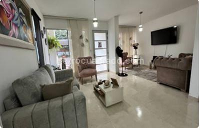 Casa de 4 alcobas en venta en Cn Portal Del Vergel, Ibagué, 198 m² · foto 3 de 20