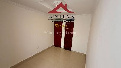 Apartamento de 3 alcobas en venta en Cn Las Palmeras, Ibagué, 62 m² · foto 5 de 13