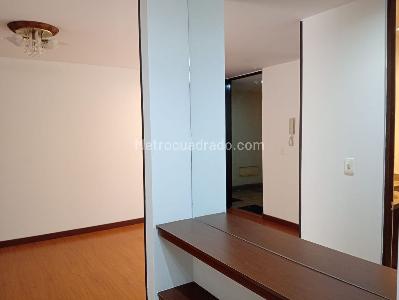 Apartamento en venta en El Codito, Bogotá · foto 9 de 19