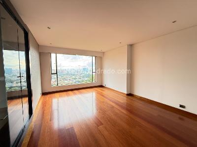 Apartamento en venta en Santa Barbara Alta, Bogotá · foto 4 de 20