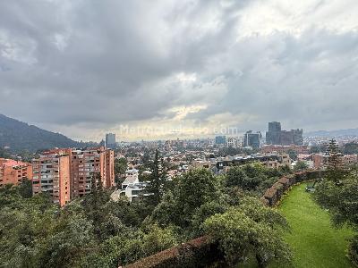 Apartamento en venta en Santa Barbara Alta, Bogotá · foto 8 de 20