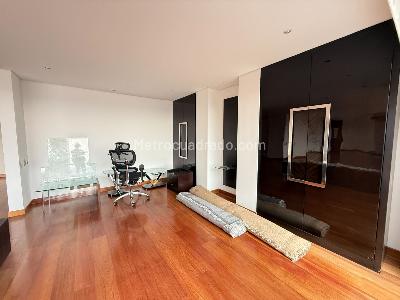 Apartamento en venta en Santa Barbara Alta, Bogotá · foto 9 de 20