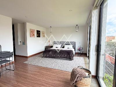 Casa de 4 alcobas en venta en Guaymaral, Bogotá, 1358 m² · foto 7 de 20