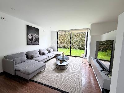 Casa de 4 alcobas en venta en Guaymaral, Bogotá, 1358 m² · foto 9 de 20