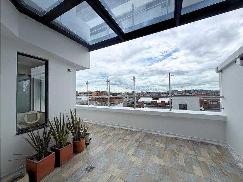 Piso – Bogotá D.C. - Más