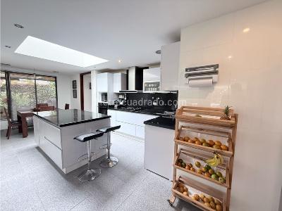 Casa de 4 alcobas en venta en Casablanca Suba, Bogotá, 1714 m² · foto 7 de 20