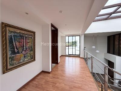 Casa de 4 alcobas en venta en Casablanca Suba, Bogotá, 1714 m² · foto 9 de 20