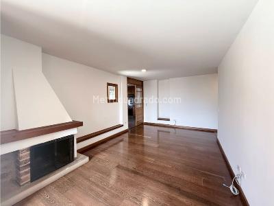 Apartamento en venta en El Castillo, Bogotá · foto 3 de 12