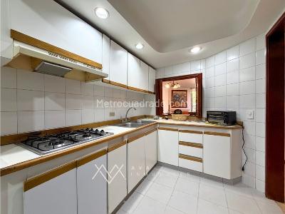 Apartamento en venta en Los Rosales, Bogotá · foto 5 de 12