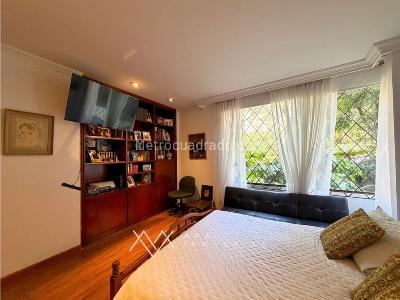 Apartamento en venta en Los Rosales, Bogotá · foto 10 de 12