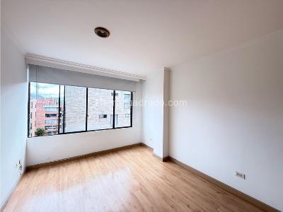 Apartamento en venta en San Patricio, Bogotá · foto 9 de 19