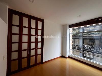 Apartamento de 1 alcoba en arriendo en Chico Norte, Bogotá, 76 m² · foto 10 de 20