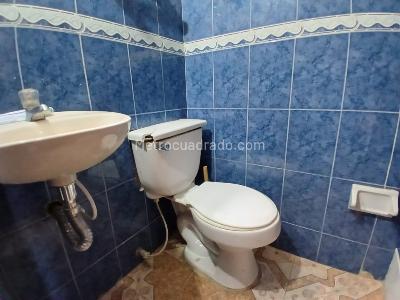 Casa de 4 alcobas en venta en El Recreo, Bogotá, 58 m² · foto 13 de 15