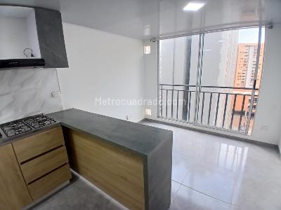 Apartamento de 3 alcobas en arriendo en Puente Grande Fontibon, Bogotá, 42 m² · foto 3 de 15