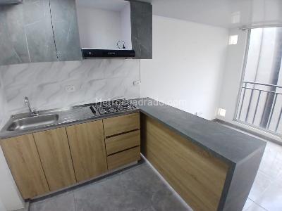 Apartamento de 3 alcobas en arriendo en Puente Grande Fontibon, Bogotá, 42 m² · foto 7 de 15