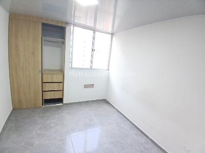Apartamento de 3 alcobas en arriendo en Puente Grande Fontibon, Bogotá, 42 m² · foto 9 de 15