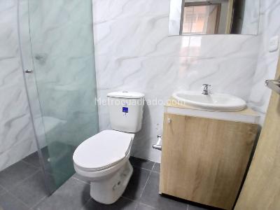 Apartamento de 3 alcobas en arriendo en Puente Grande Fontibon, Bogotá, 42 m² · foto 12 de 15
