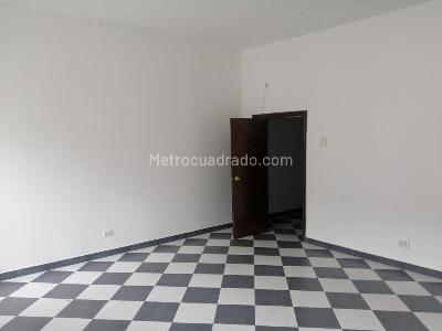 Apartamento de 1 alcoba en arriendo en La Estrada, Bogotá, 45 m² · foto 3 de 11