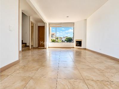 Casa de 3 alcobas en arriendo en Centro, Chía, 121 m² · foto 2 de 17