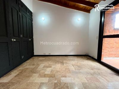 Casa de 4 alcobas en venta en Sin Barrio, Envigado, 250 m² · foto 5 de 20