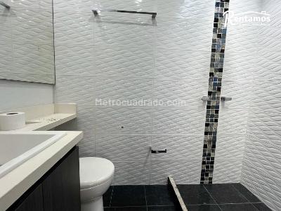 Casa de 4 alcobas en venta en Sin Barrio, Envigado, 250 m² · foto 18 de 20