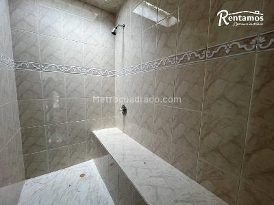 Casa de 4 alcobas en venta en Sin Barrio, Envigado, 250 m² · foto 19 de 20