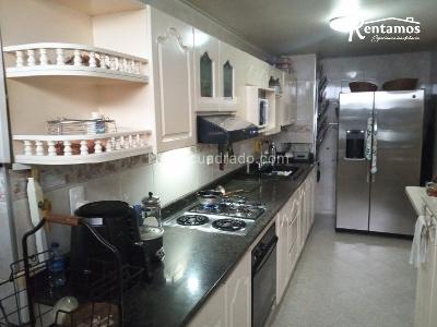 Apartamento en venta en La Aguacatala, Medellín · foto 3 de 13