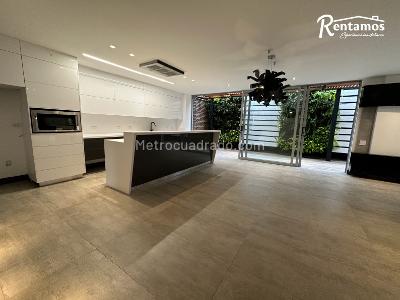 Casa de 3 alcobas en venta en Loma El Atravesado, Envigado, 262 m² · foto 5 de 20