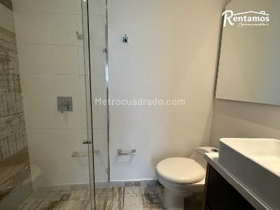 Casa de 3 alcobas en venta en Loma El Atravesado, Envigado, 262 m² · foto 8 de 20