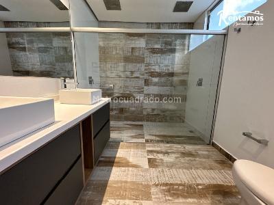Casa de 3 alcobas en venta en Loma El Atravesado, Envigado, 262 m² · foto 11 de 20