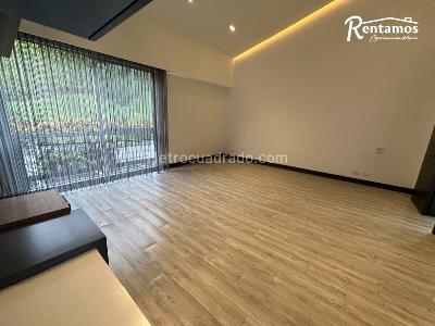 Casa de 3 alcobas en venta en Loma El Atravesado, Envigado, 262 m² · foto 14 de 20