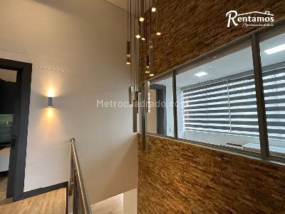 Casa de 3 alcobas en venta en Loma El Atravesado, Envigado, 262 m² · foto 16 de 20