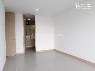 Apartamento de 3 alcobas en arriendo en El Poblado, Medellín, 128 m² · foto 3 de 10