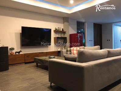 Casa de 4 alcobas en venta en Loma Del Escobero, Envigado, 580 m² · foto 10 de 14