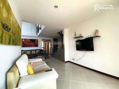 Casa de 4 alcobas en venta en Loma Del Escobero, Envigado, 350 m² · foto 11 de 20