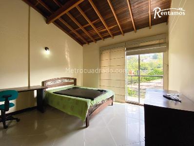 Casa de 4 alcobas en venta en Loma Del Escobero, Envigado, 350 m² · foto 15 de 20