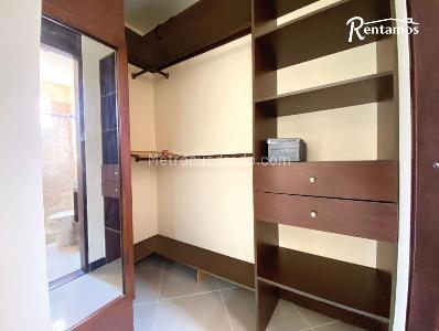 Casa de 4 alcobas en venta en Loma Del Escobero, Envigado, 350 m² · foto 19 de 20
