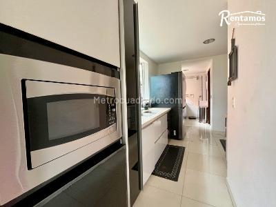 Casa de 4 alcobas en venta en Benedictinos, Envigado, 273 m² · foto 2 de 20